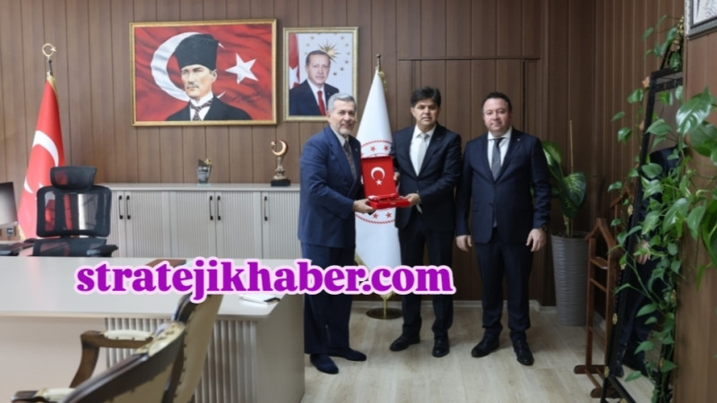 Milletvekili Uysal, Mersin Milli Eğitim Müdürü Özdemirci'yi Ziyaret Etti