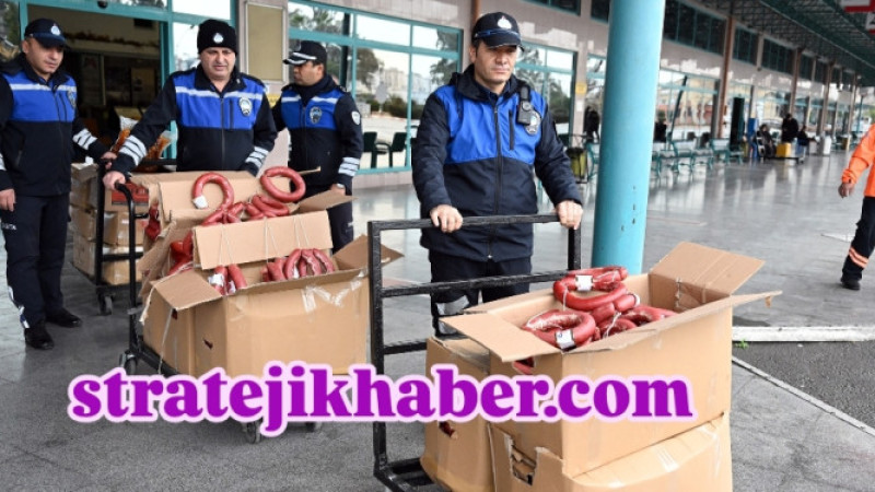 Büyükşehir Zabıta Ekipleri 300 kilo Sucuğu İmha Etti